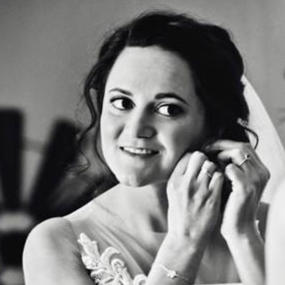 Meet your Posher, Veronica - Picture 2 of 2